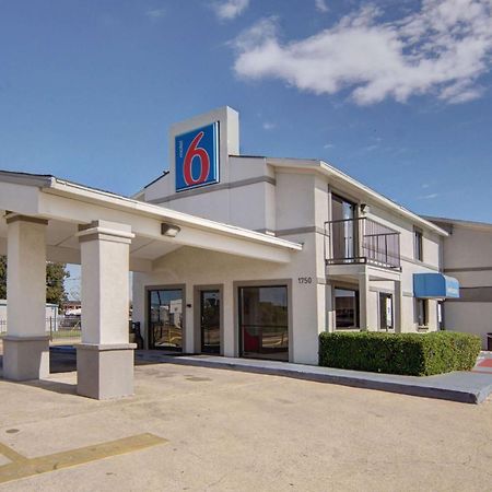 Motel 6-Lancaster, Tx - Desoto - Ланкастър Екстериор снимка
