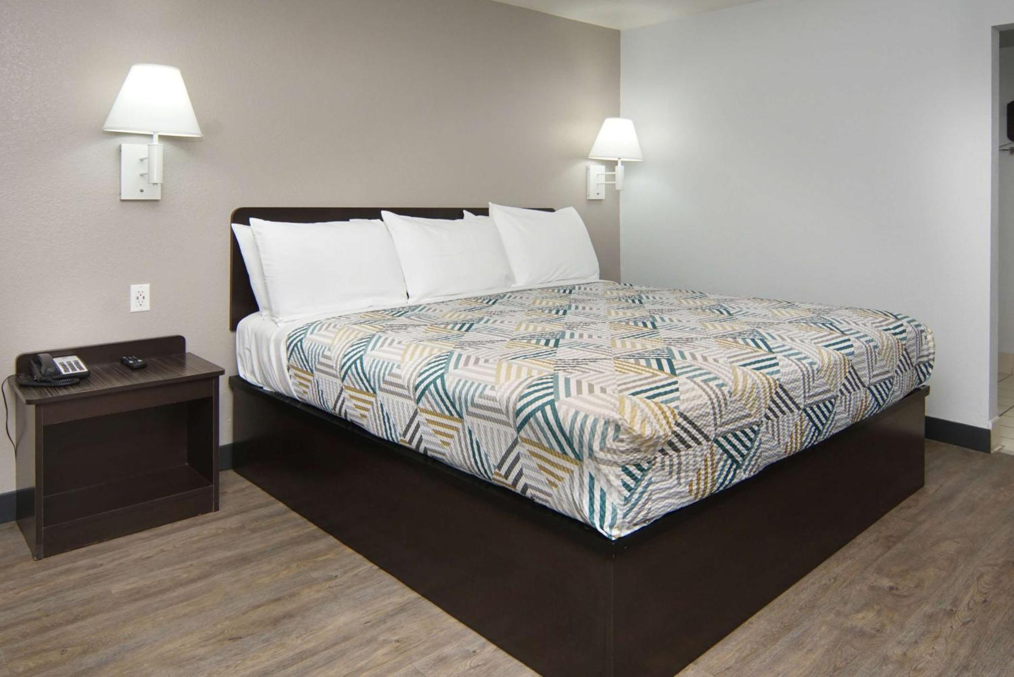 Motel 6-Lancaster, Tx - Desoto - Ланкастър Екстериор снимка