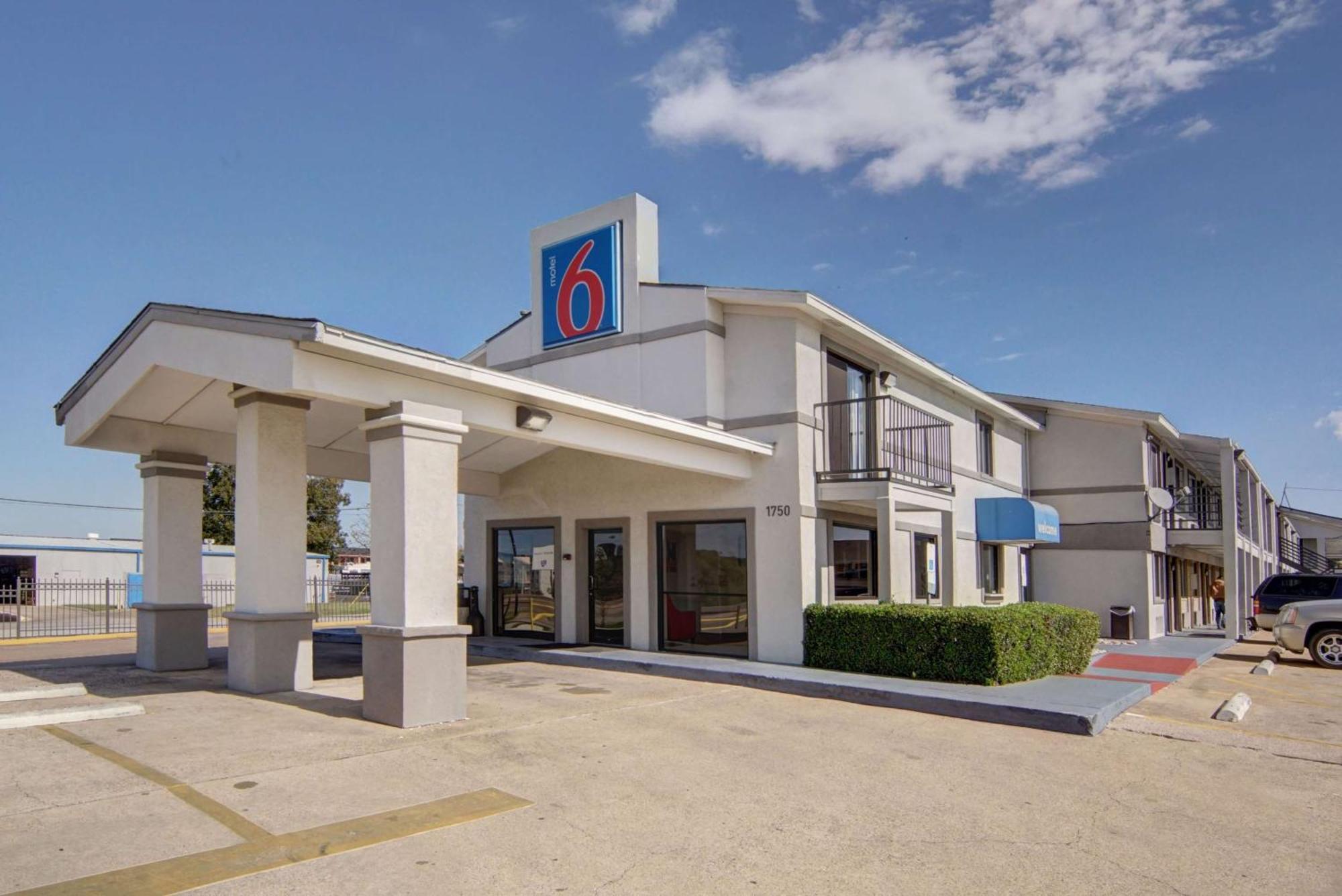 Motel 6-Lancaster, Tx - Desoto - Ланкастър Екстериор снимка